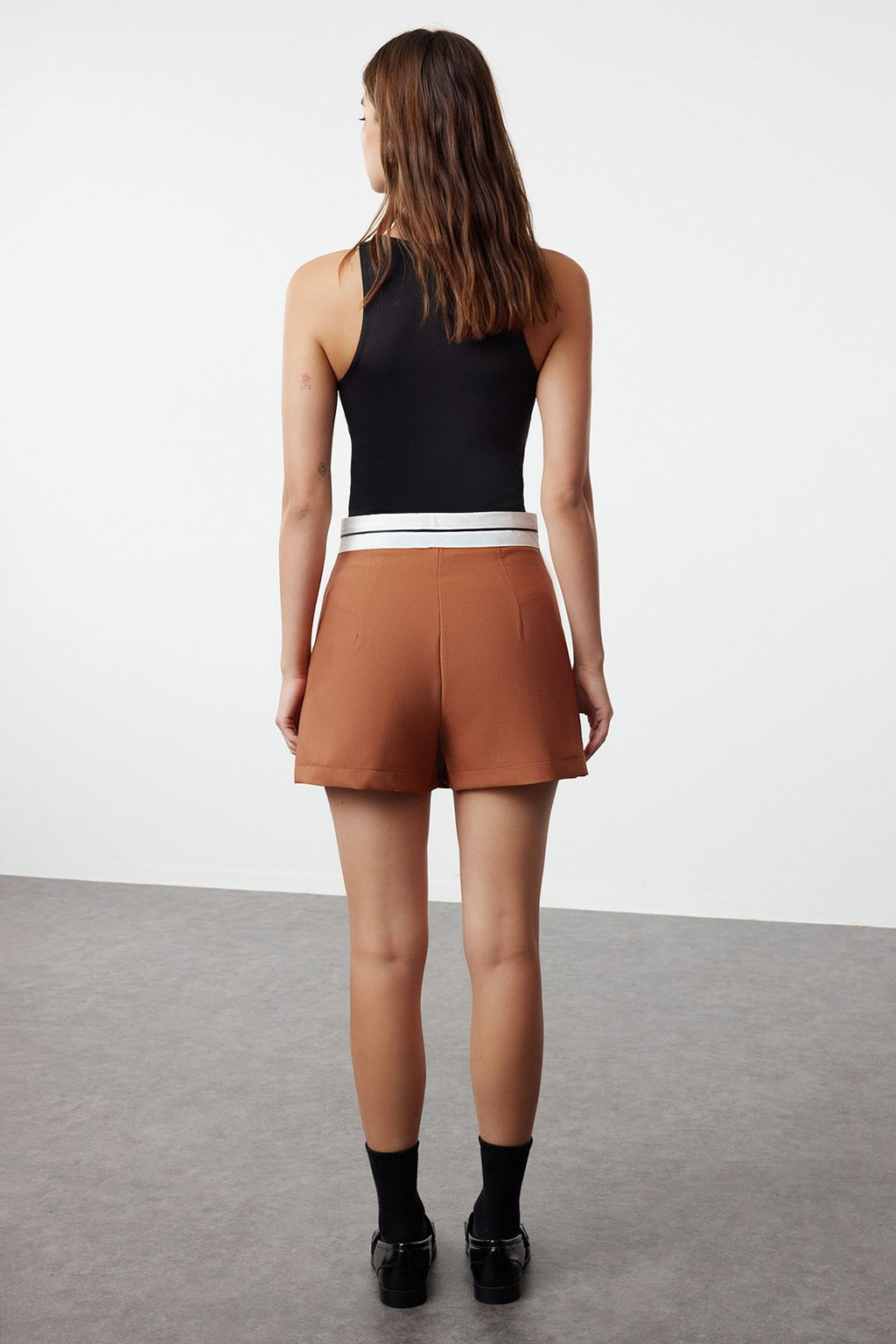 TRENDYOLMILLA Siyah Bel Detayl? Dokuma Sort Etek TWOAW24SR00009  фото 12