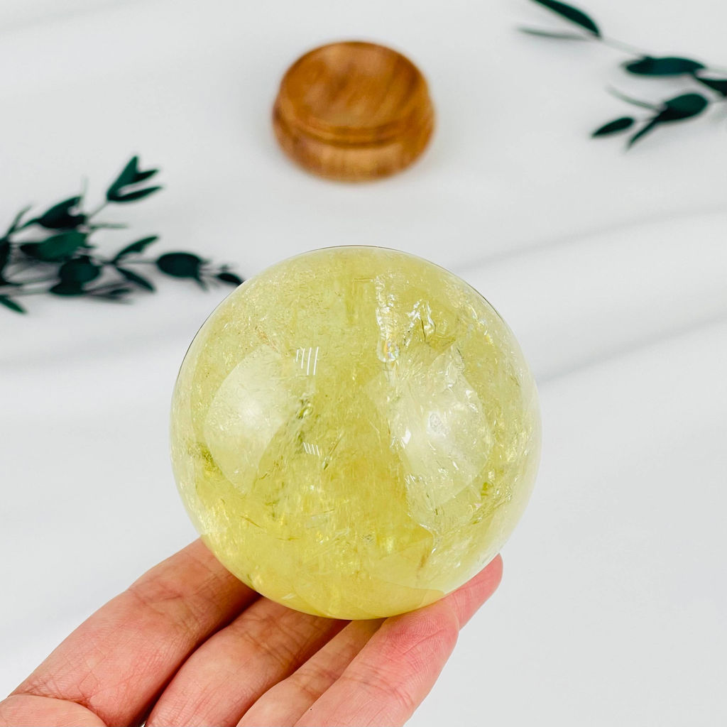 Шар из Цитрина на подставке