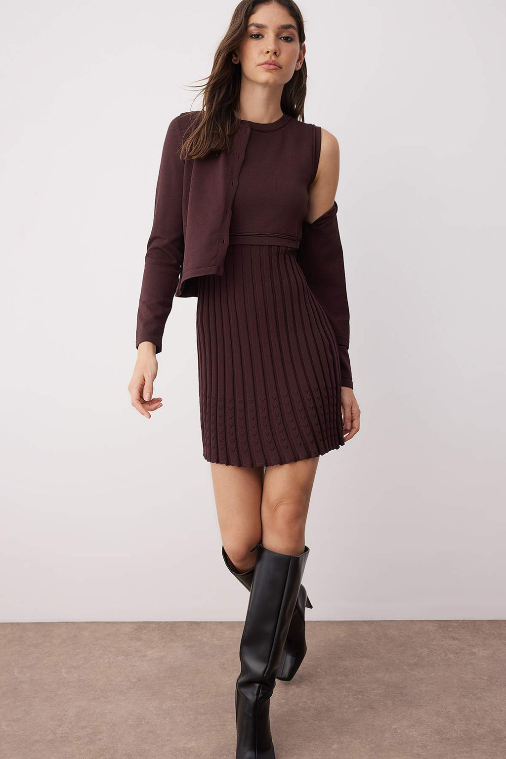 Kahverengi 2li Premium/Ozel Iplik Merserize Gorunumlu Mini Triko H?rka-Elbise Tak?m TWOAW26EL00004 - Trendyolmilla фото 2