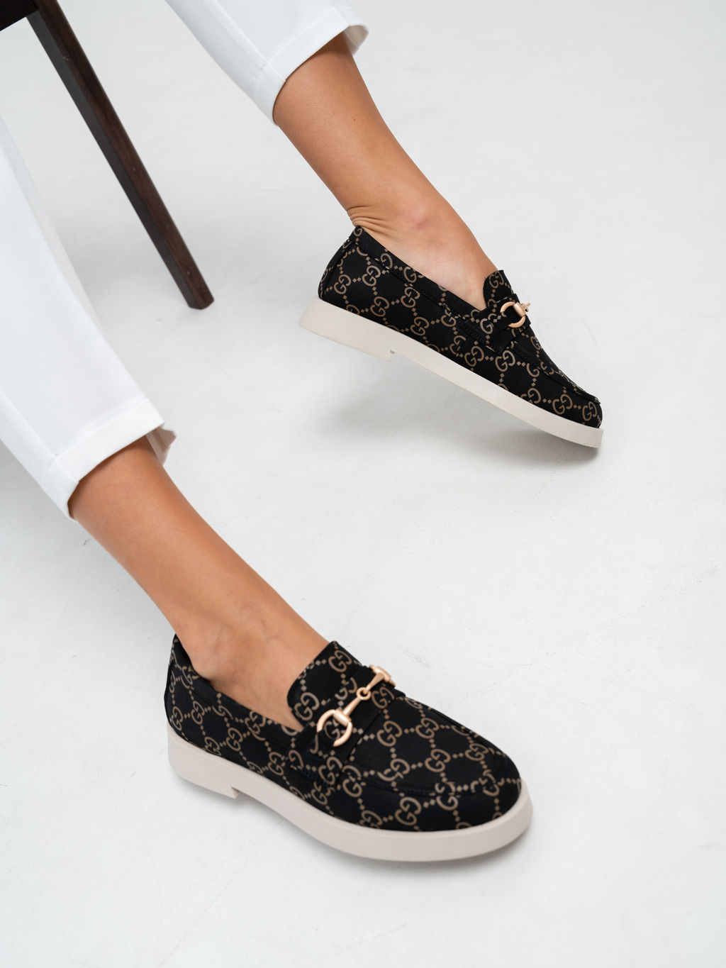 Лоферы туфли 172.1841be.Черный гуччи