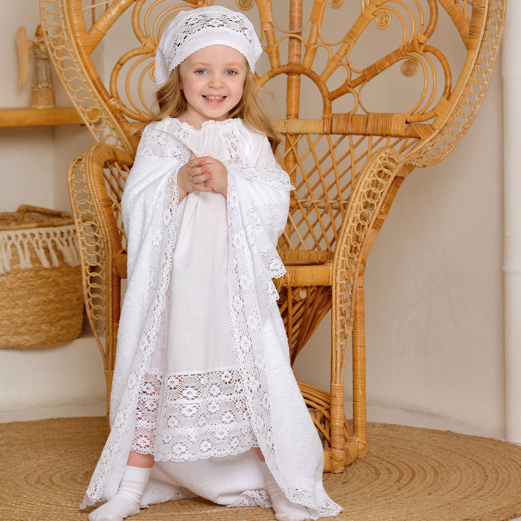 Крестильный набор с пеленкой и косынкой "Екатерина"