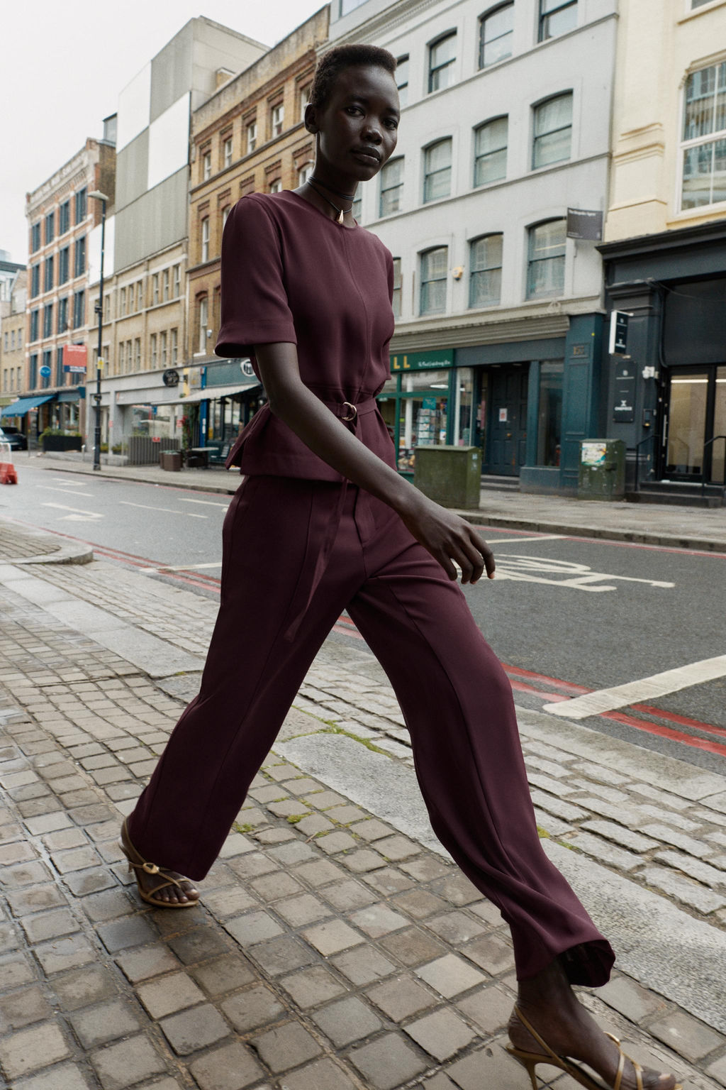 STRAIGHT-LEG SEAM TROUSERS