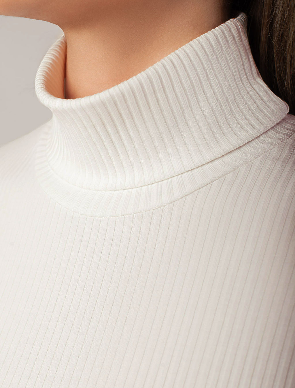 Водолазка из фактурного трикотажа в рубчик - Vilatte фото 2