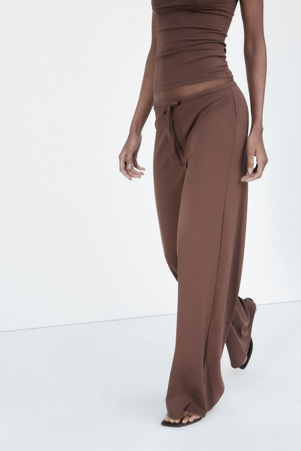 TEXTURED STRAIGHT LEG TROUSERS - Zara фото 2