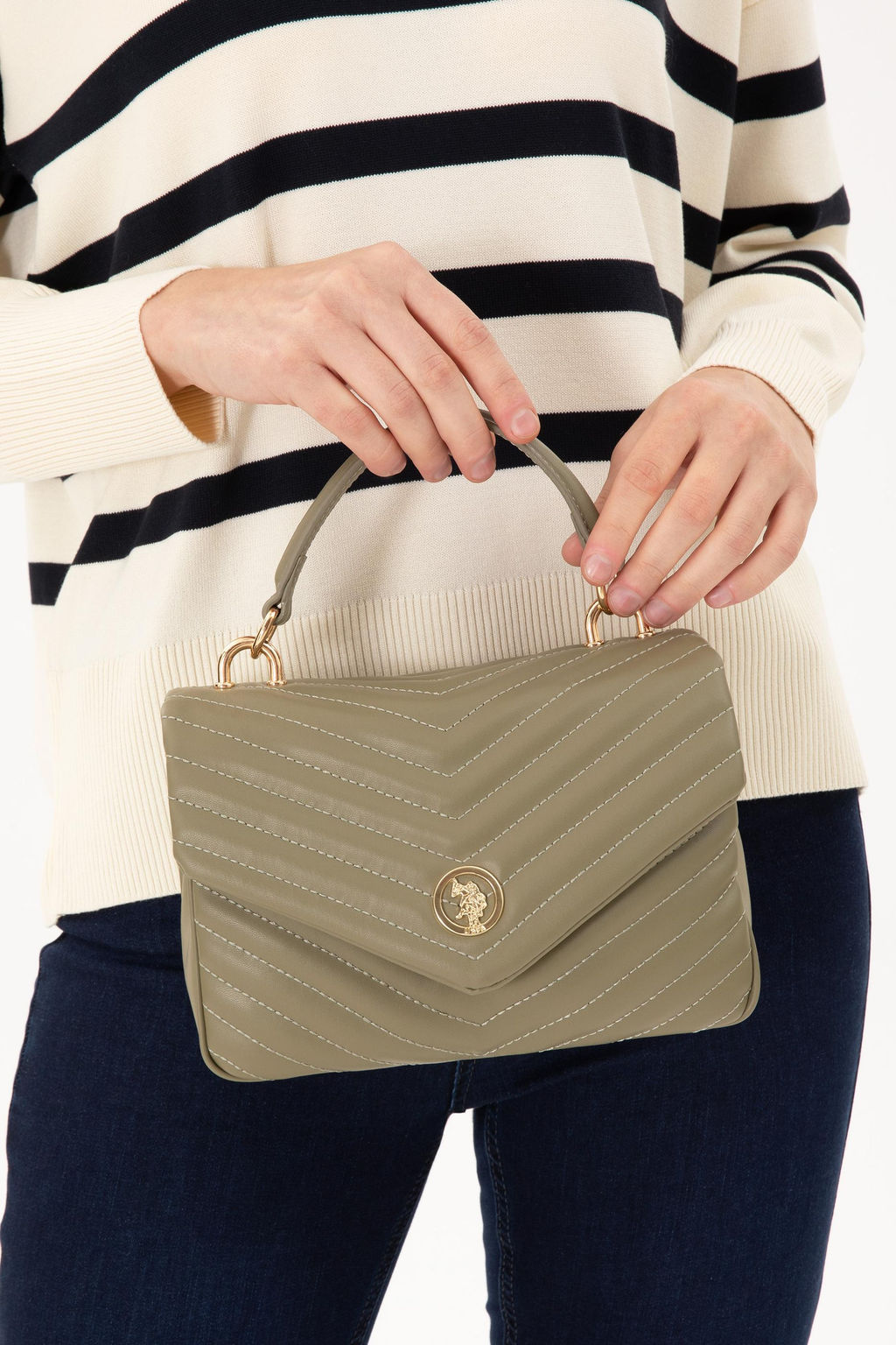 Женская сумка через плечо цвета хаки с цепочкой на ремне Неожиданная скидка в корзине - U.s. polo assn фото 2