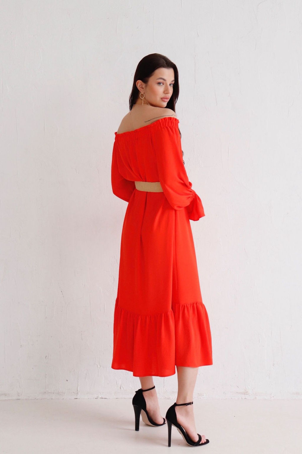 Длинное платье с открытыми плечами красное - Martichelli фото 22