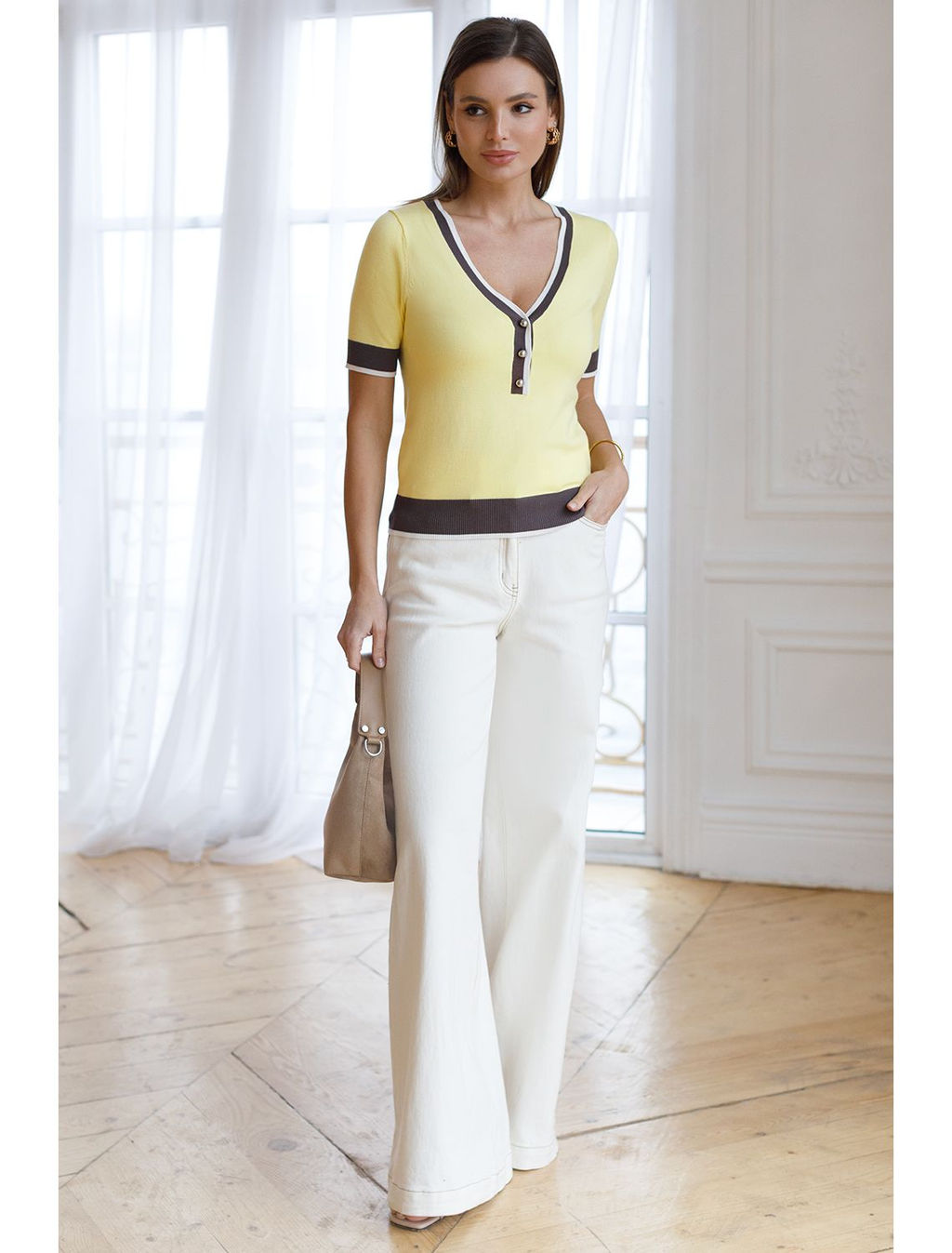 Джемпер с V-вырезом с коротким рукавом из вискозы