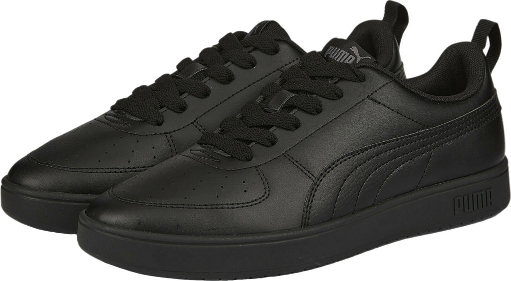 Кроссовки взрослые