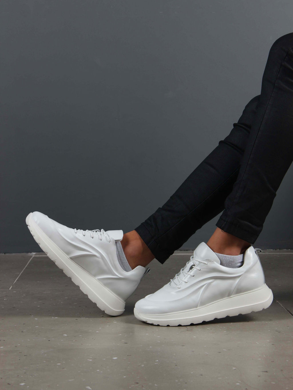 Кроссовки 186.260w. белый