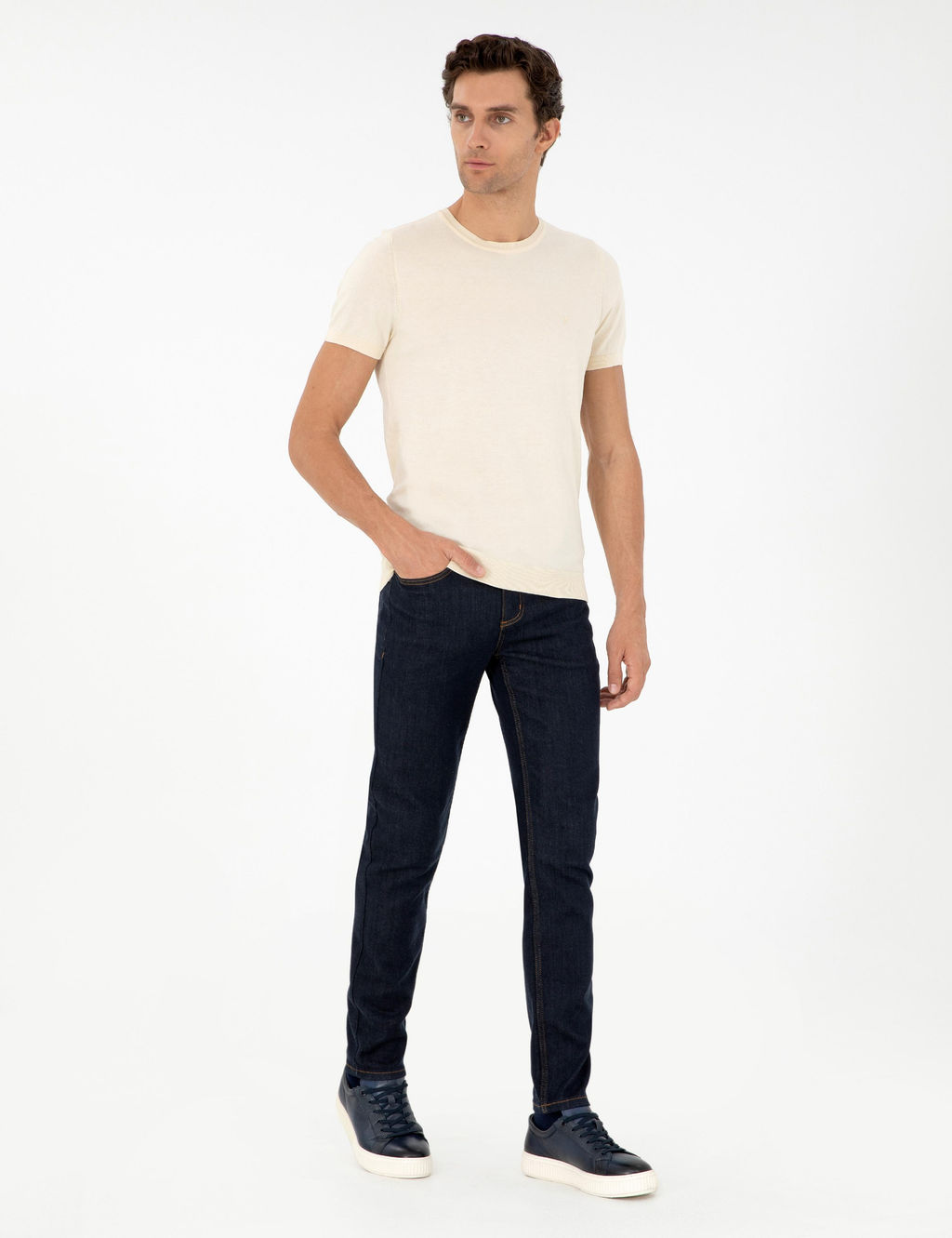 Ekru Slim Fit Bisiklet Yaka %100 Pamuk Triko T-shirt
