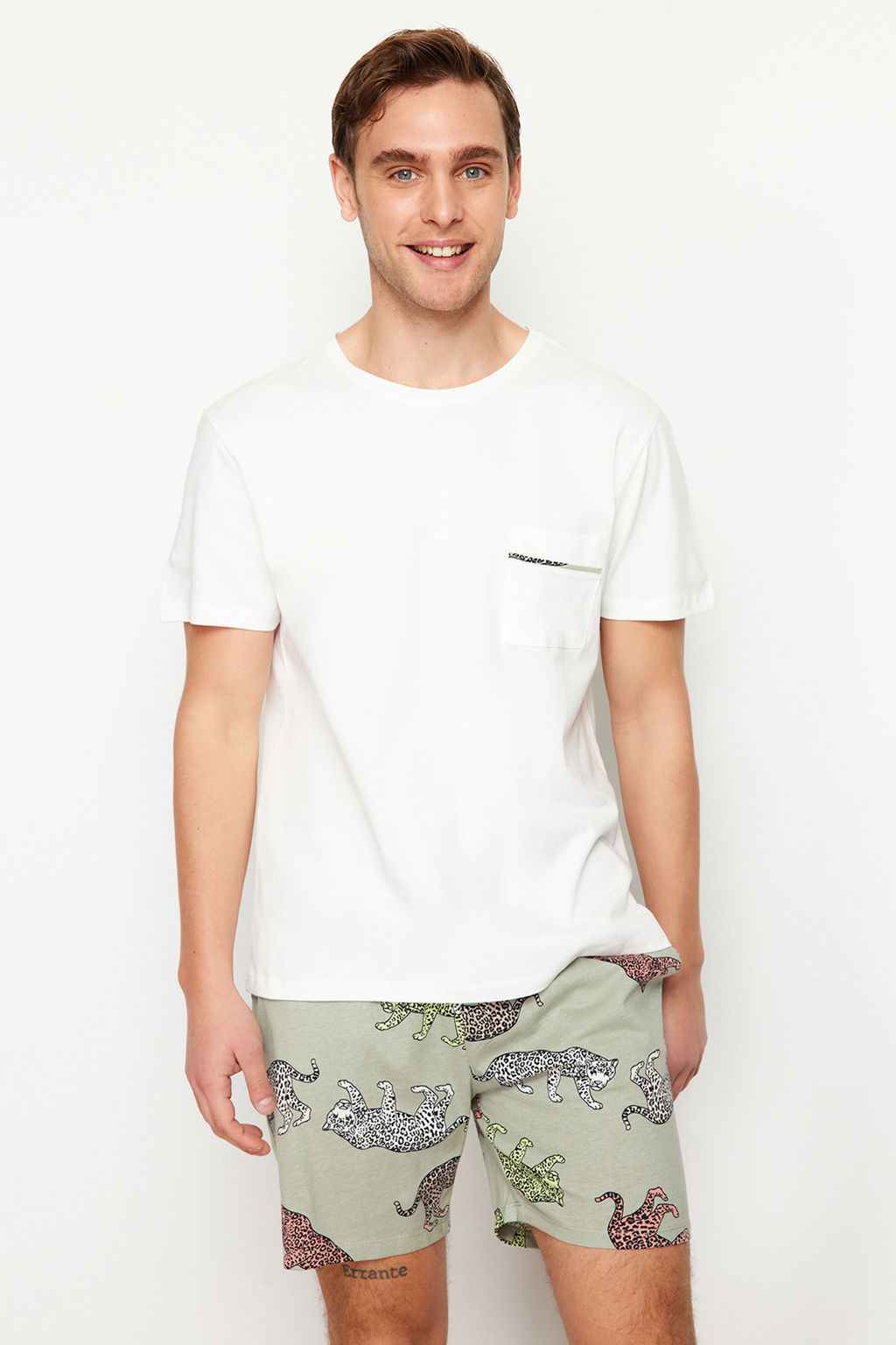 TRENDYOL MAN Ekru Regular Fit Hayvan Desenli Couple/Cift Orme Sortlu Pijama Tak?m? TMNSS24PT00015 - Trendyolmilla фото 3