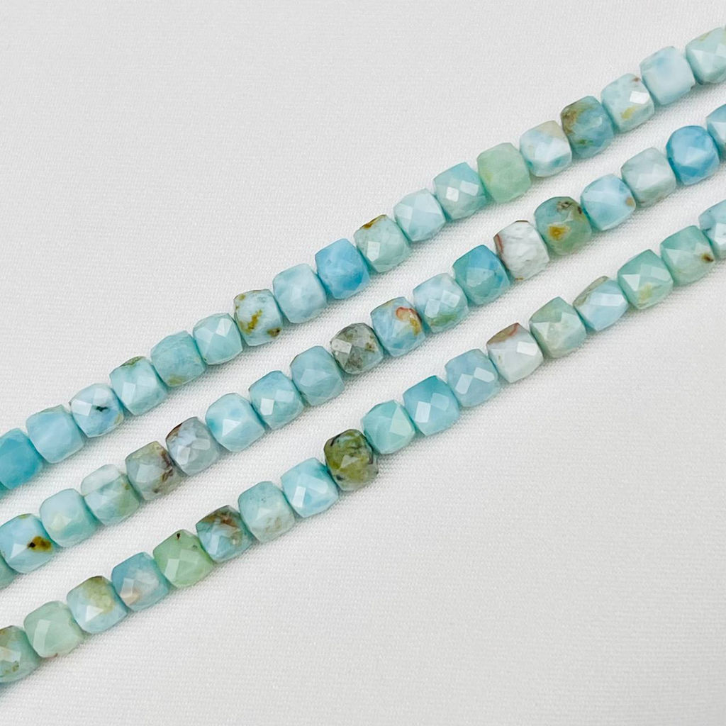 Бусины для украшений из Ларимара