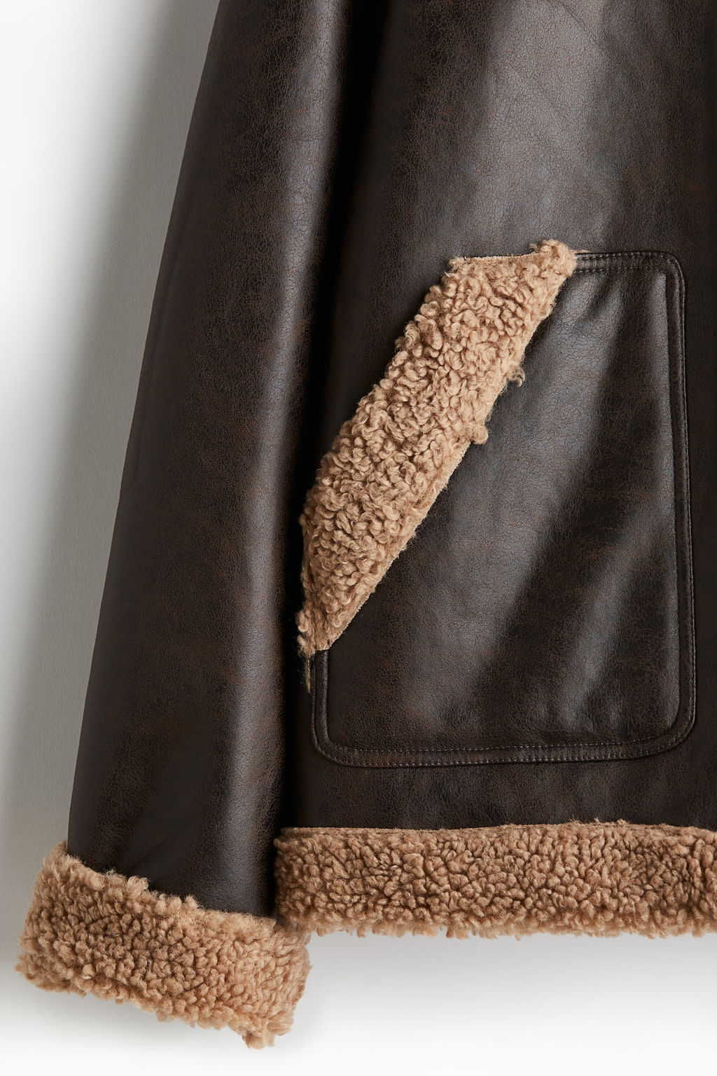 Cazadora con ribete de borreguito Regular Fit - H&m фото 8