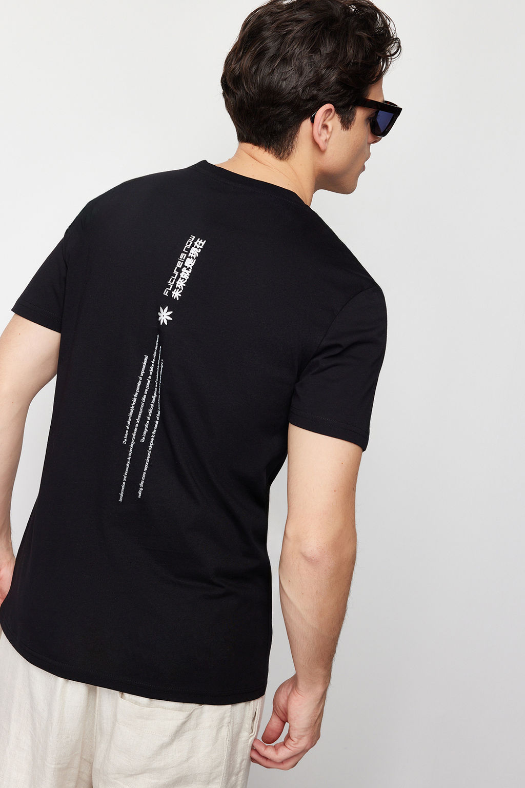Siyah Regular/Normal Kesim Yaz? Bask?l? Nak?sl? %100 Pamuklu K?sa Kol T-Shirt TMNSS24TS00133 - Trendyolmilla фото 6