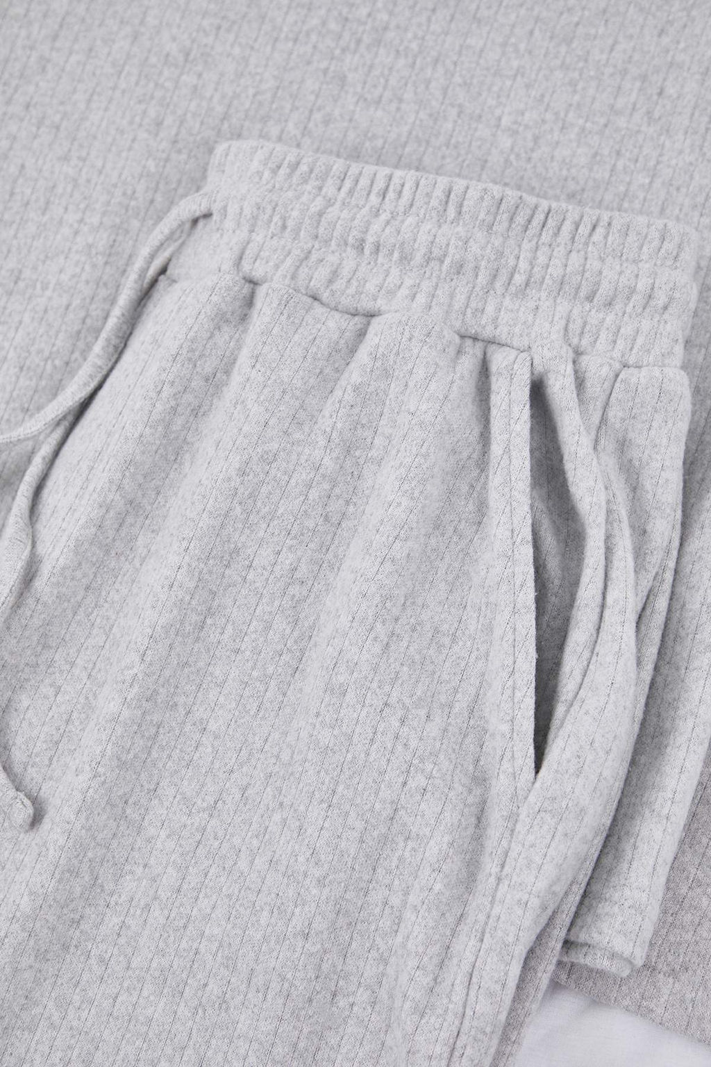 Bej Regular Fit Cepli Etiket Detayl? Yumusak Tuseli Orme Pijama Tak?m? TMNAW26PT00000 - Trendyolmilla фото 8