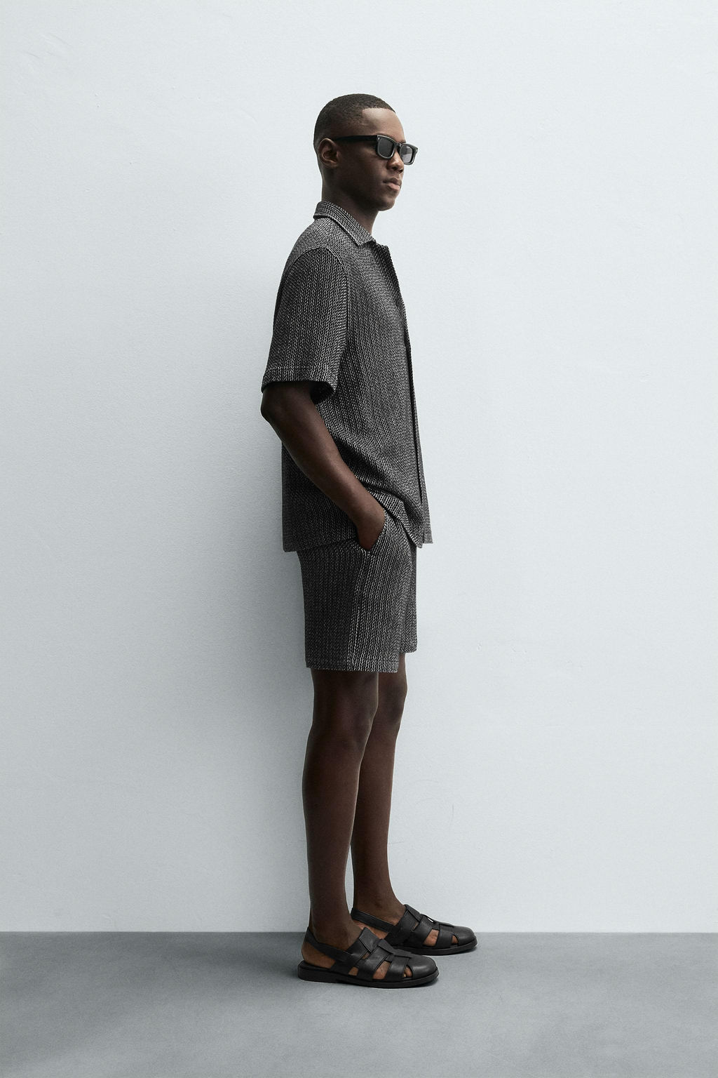 JACQUARD TEXTURED BERMUDA SHORTS - Zara фото 4