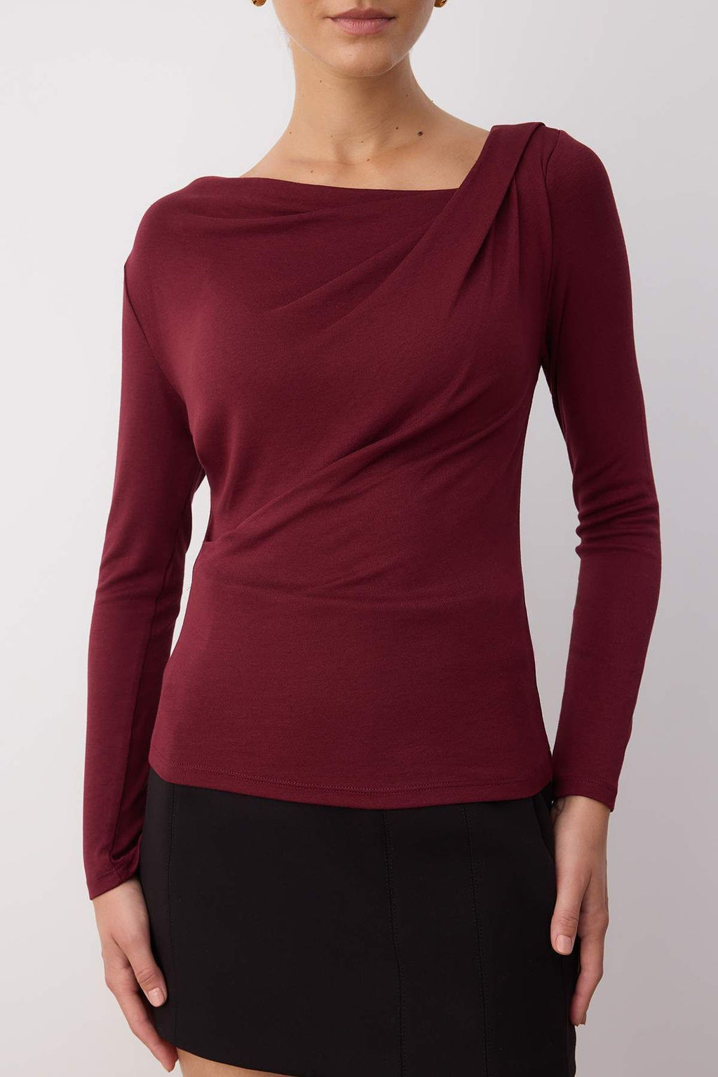 Bordo Fitted/Vucuda Oturan Asimetrik yaka Detayl? Yumusak Kumasl? Esnek Orme Bluz TWOAW26BZ00088