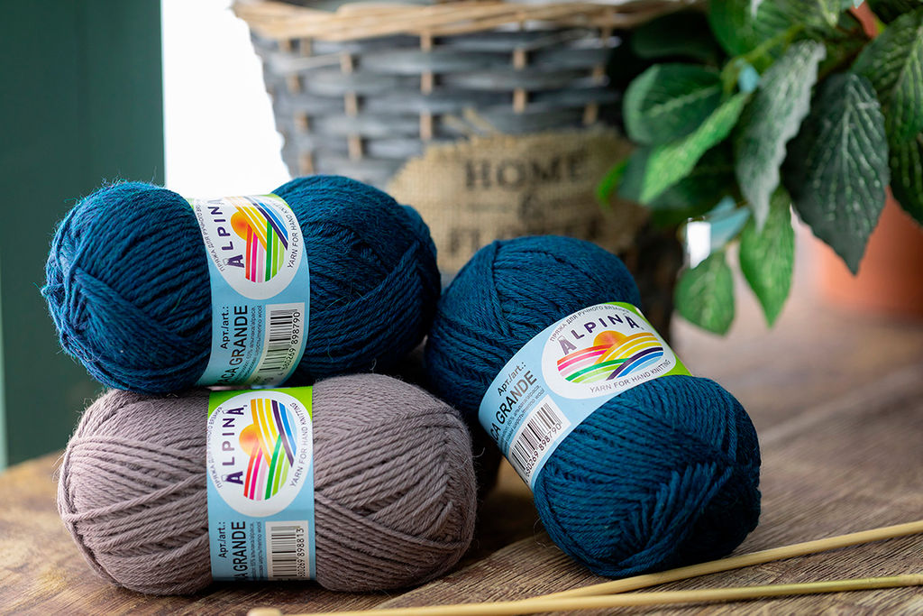 Пряжа ALPINA ALPACA GRANDE 65% альпака, 35% мериносовая шерсть 4 шт. х 50 г 118 м  6 м