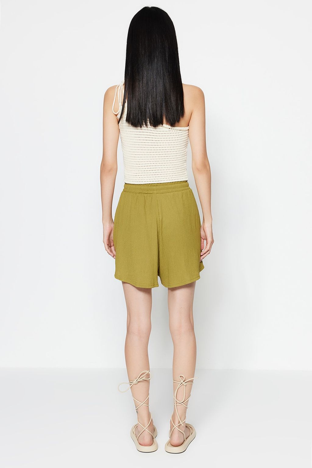 TRENDYOLMILLA Siyah Rahat Kesim Normal Bel Burumcuk/Dokulu Orme Sort TWOSS22SR0212  фото 14