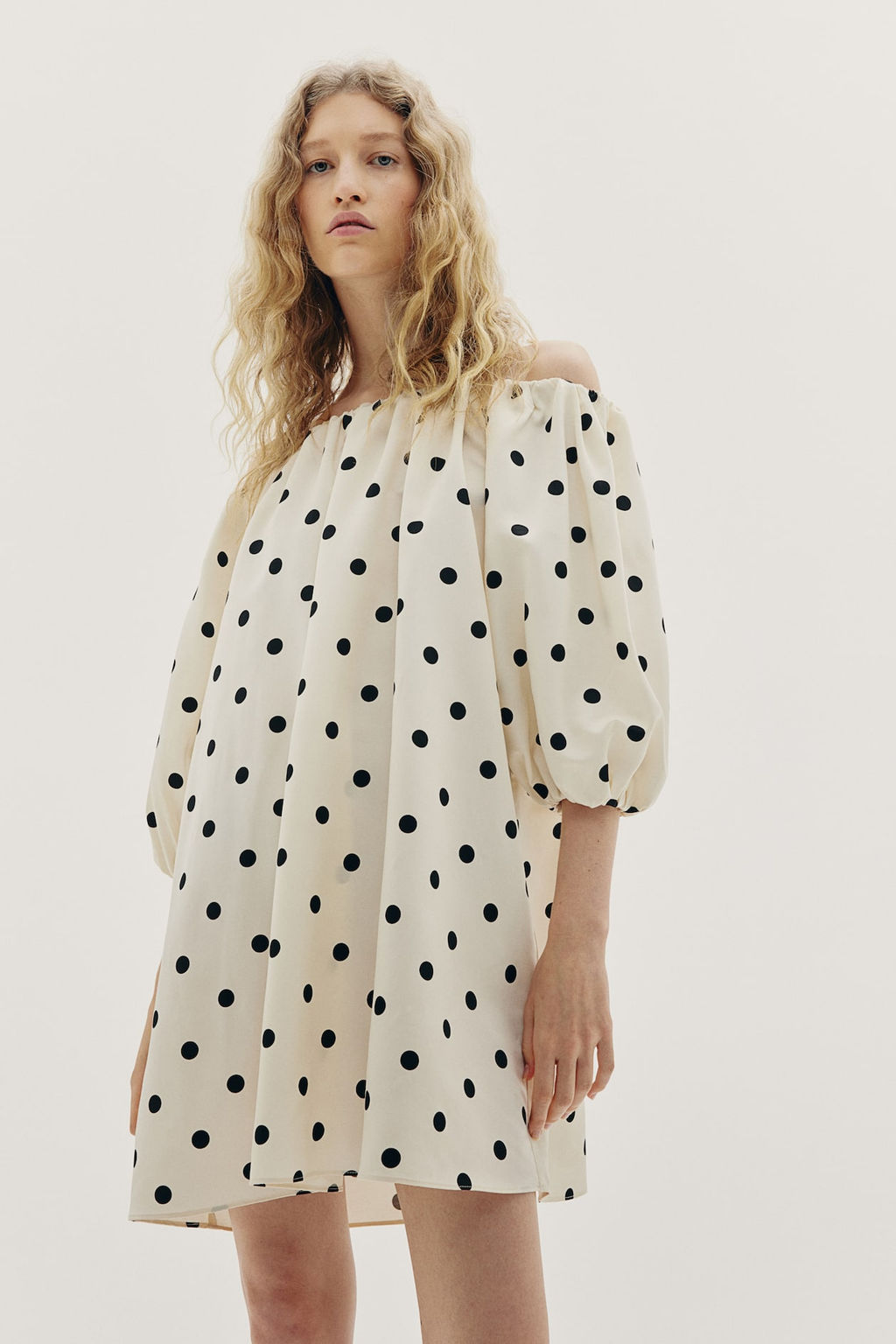 Vestido off-the-shoulder - H&m фото 4