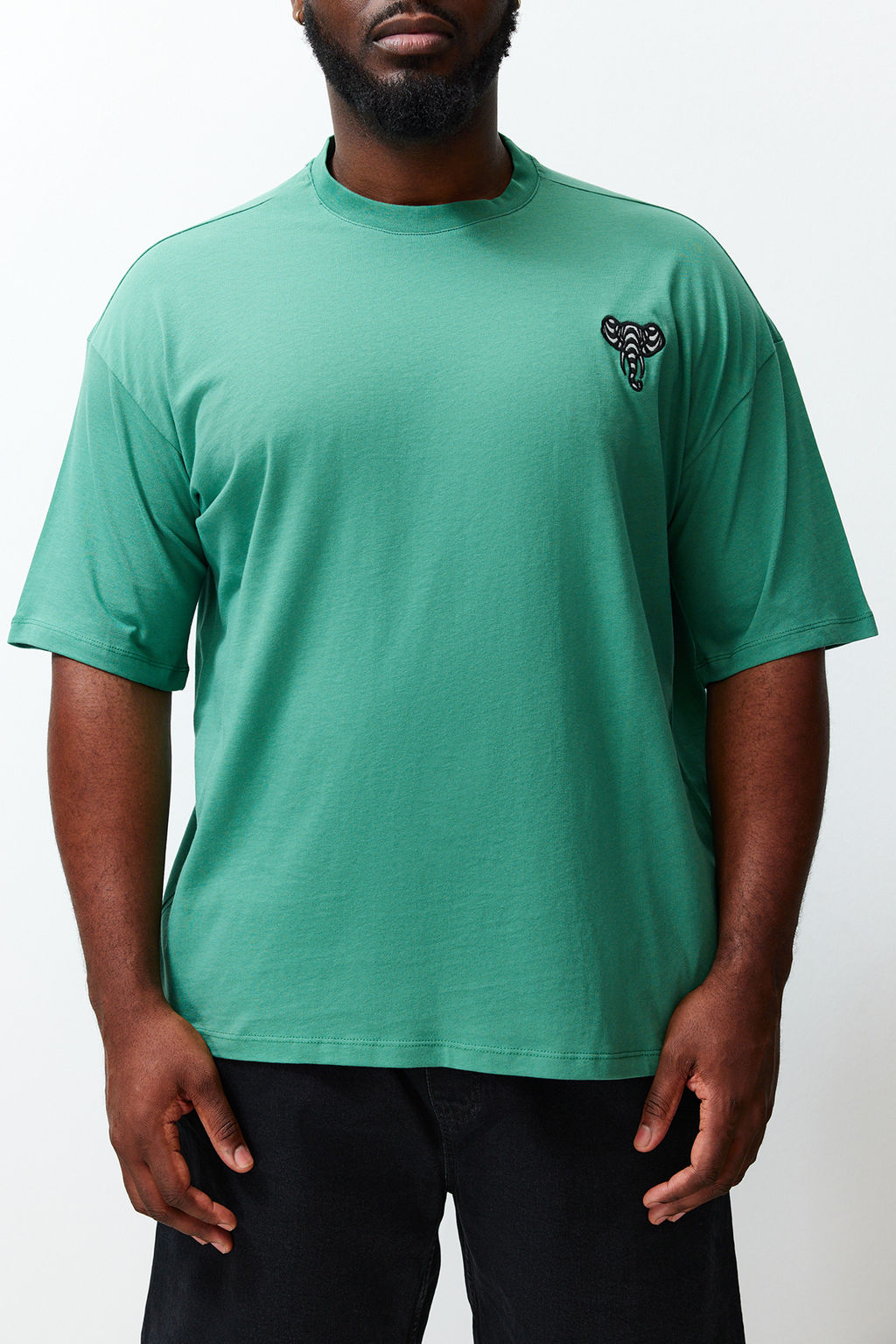 Yesil Oversize Buyuk Beden Hayvan Nak?sl? %100 Pamuk T-Shirt TMNSS24BF00025 - Trendyolmilla фото 4