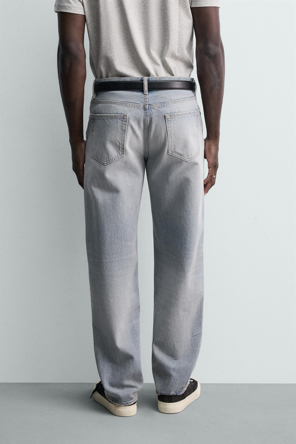 JEANS STRAIGHT FIT / Azul / Acero