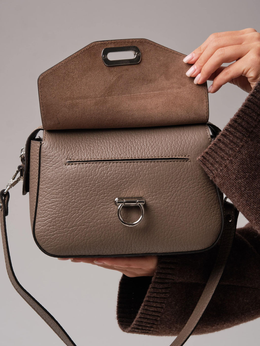 Женская сумка кросс-боди Azaro 3684 тауп соло