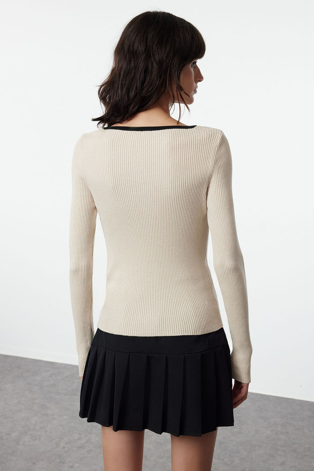 Tas Premium Iplik/Ozel Iplik Kurdele/Fiyonk Detayl? Triko Kazak TWOAW25KZ00207