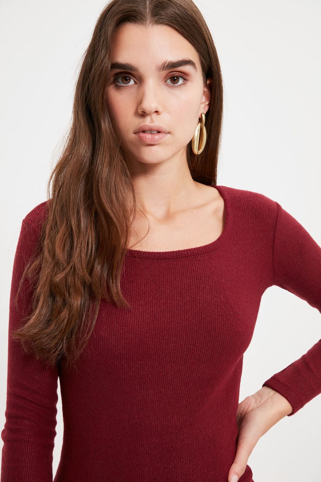 Trendyolmilla Siyah Vucuda Oturan Y?rtmacl? Bisiklet Yaka Mini Fitilli Esnek Orme Elbise TWOAW21EL2241 фото 14