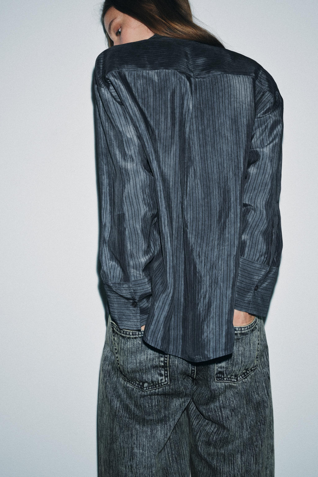 CAMISA OVERSIZE FLUIDA RAYAS ZW COLLECTION / Azul - Zara фото 3