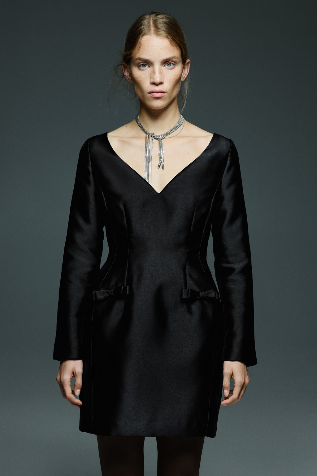 Vestido de sarga con silueta reloj de arena - H&m фото 4