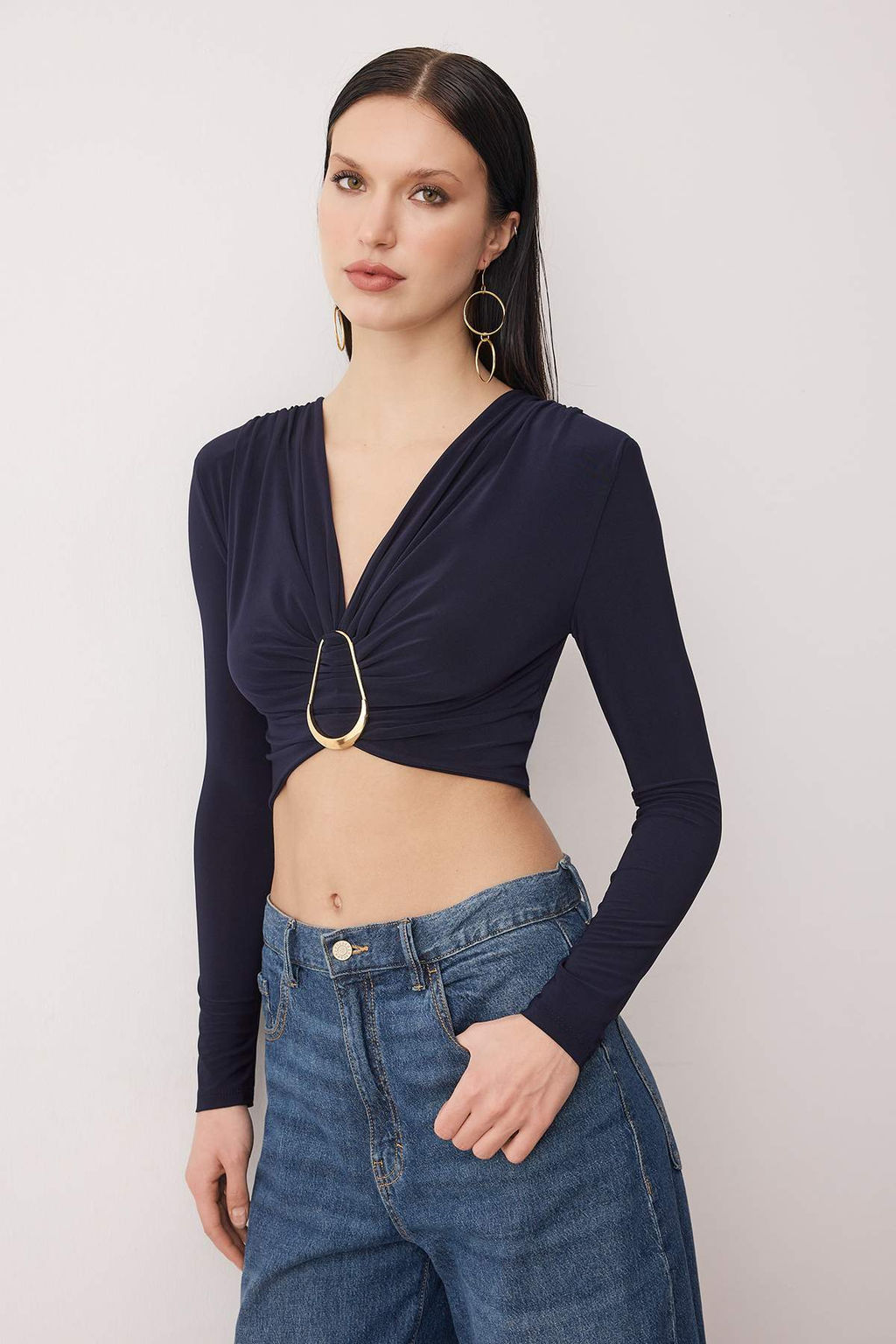 Siyah Toka Detayl? V Yaka Uzun Orme Sandy Party Bluz TPRAW26BZ00063 - Trendyolmilla фото 8