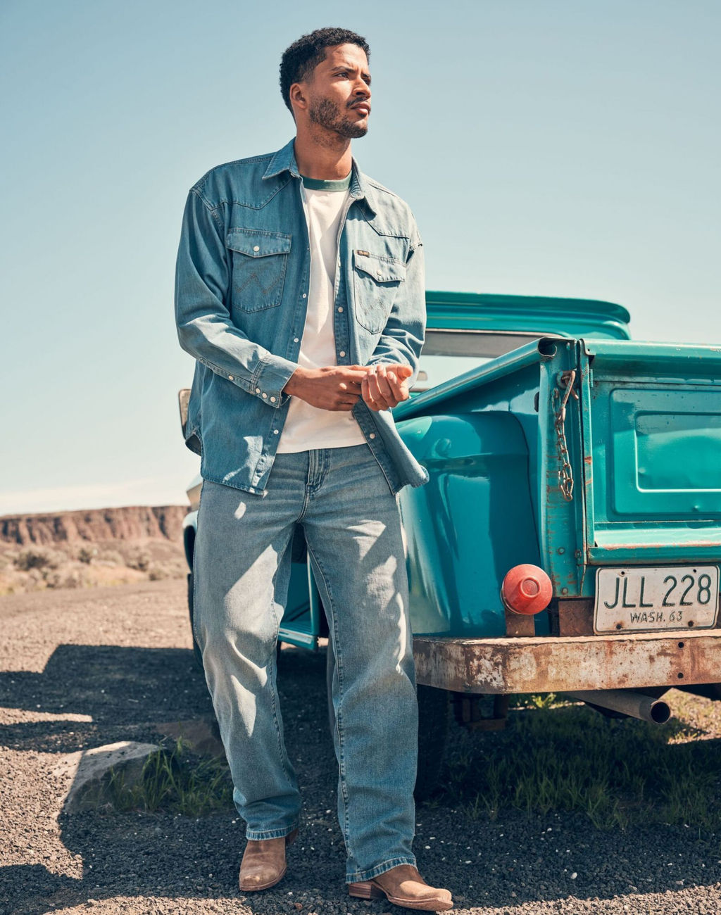 Джинсы мужские