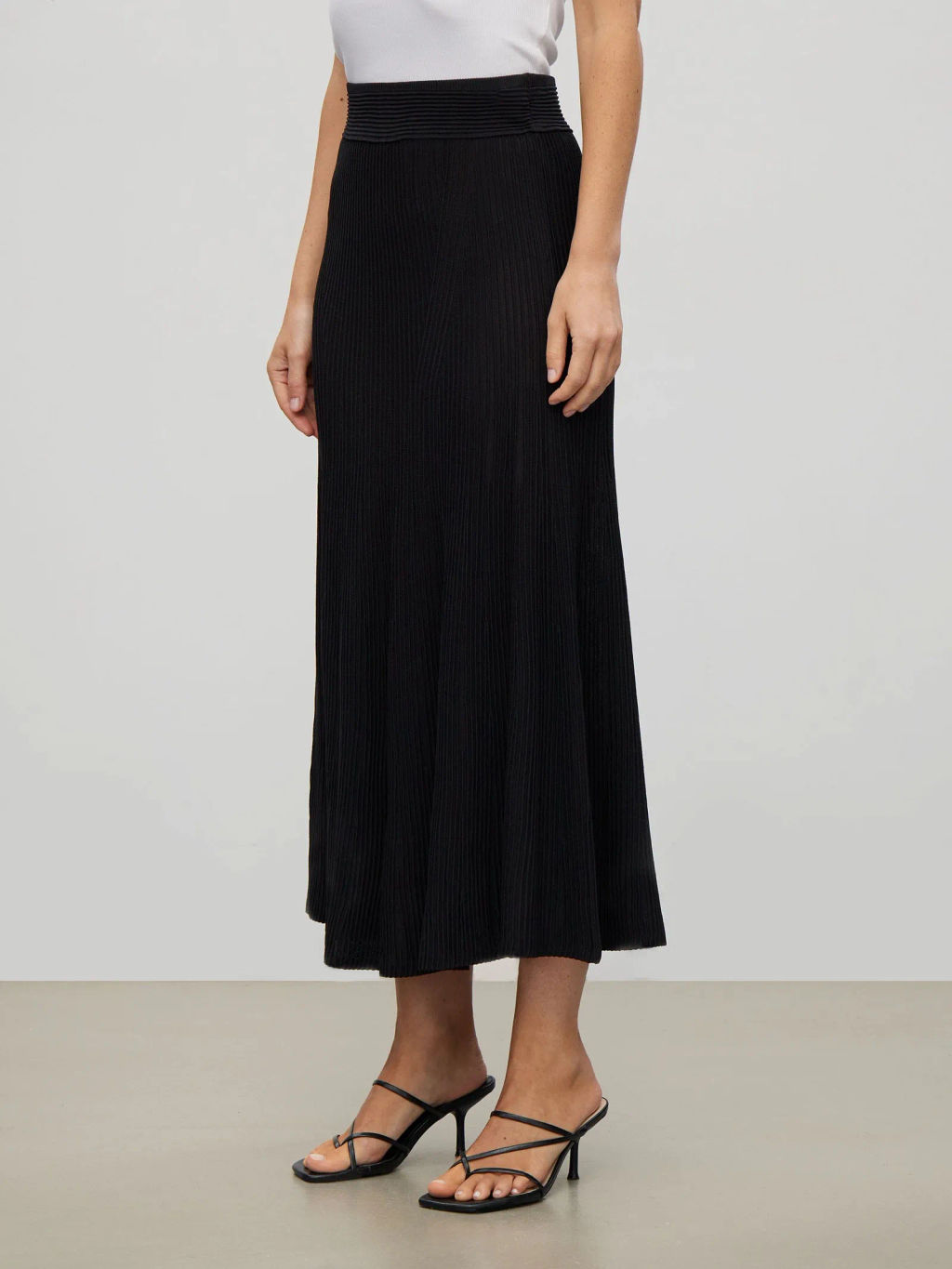 ЕМКА / Юбка из трикотажа - Emka фото 3