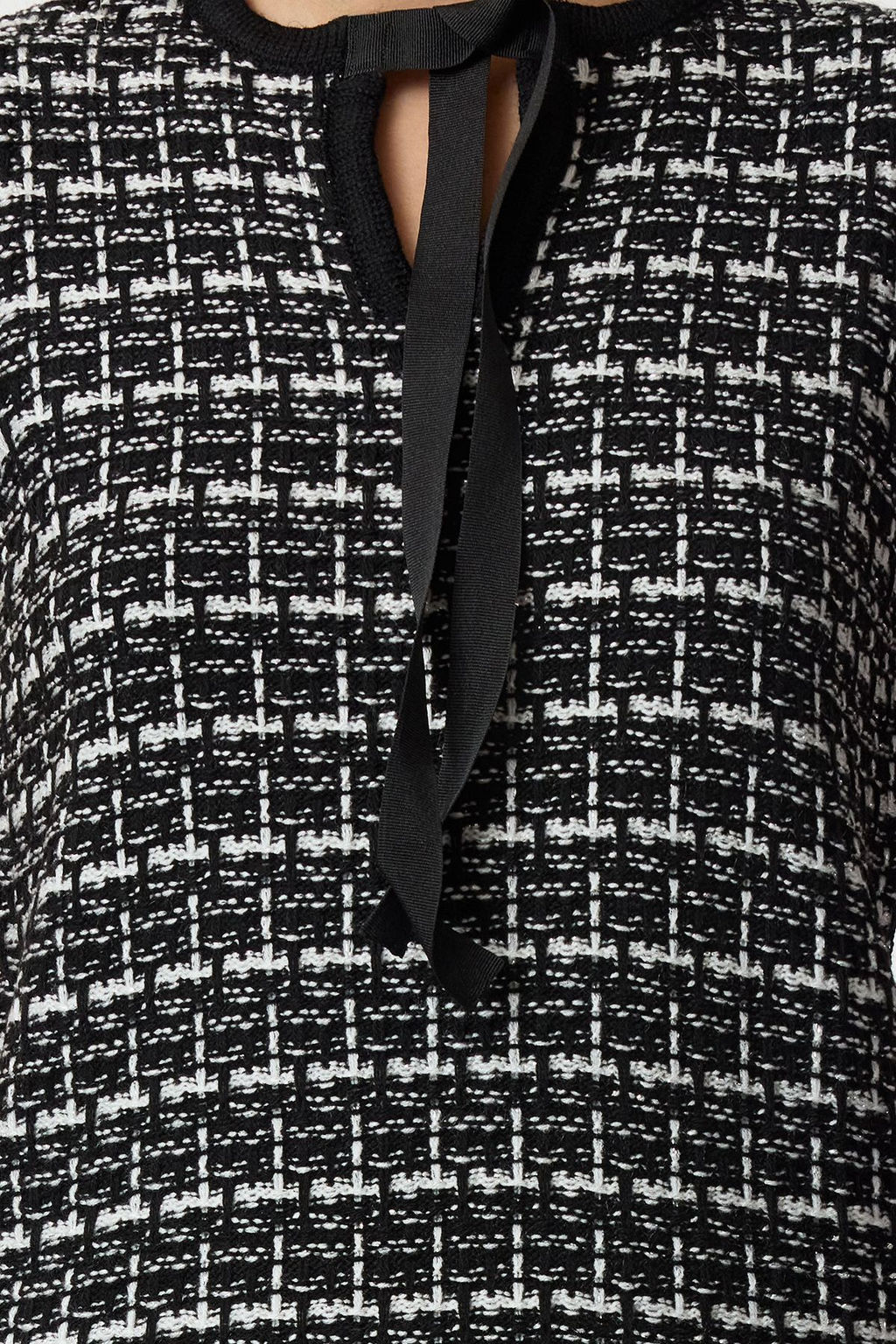 Trendyolmilla Siyah Tuvit Gorunumlu Triko Mini Elbise TWOAW25EL00542  фото 8