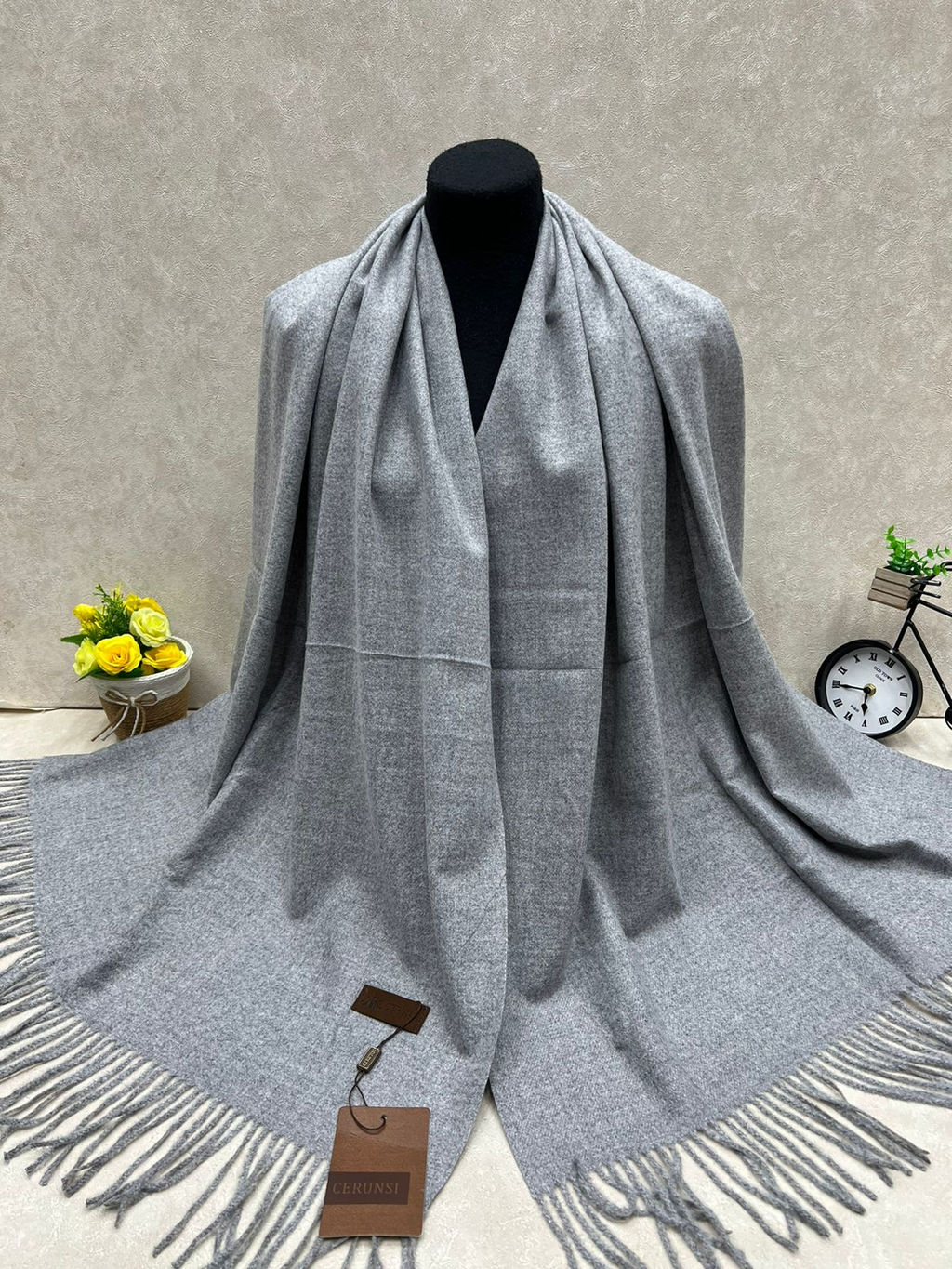 Мягкий палантин из шерсти, цвет серый