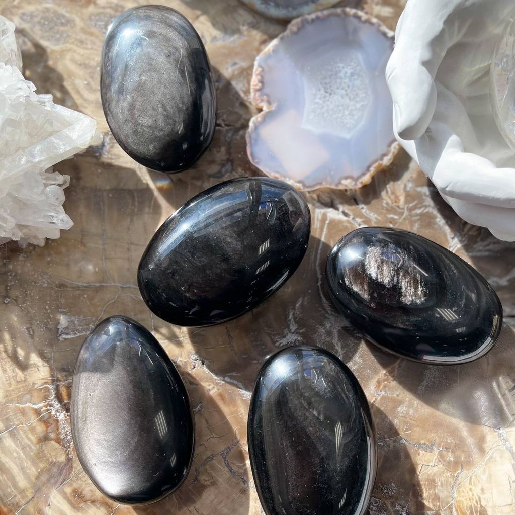 Галтовка из Обсидиана серебристого