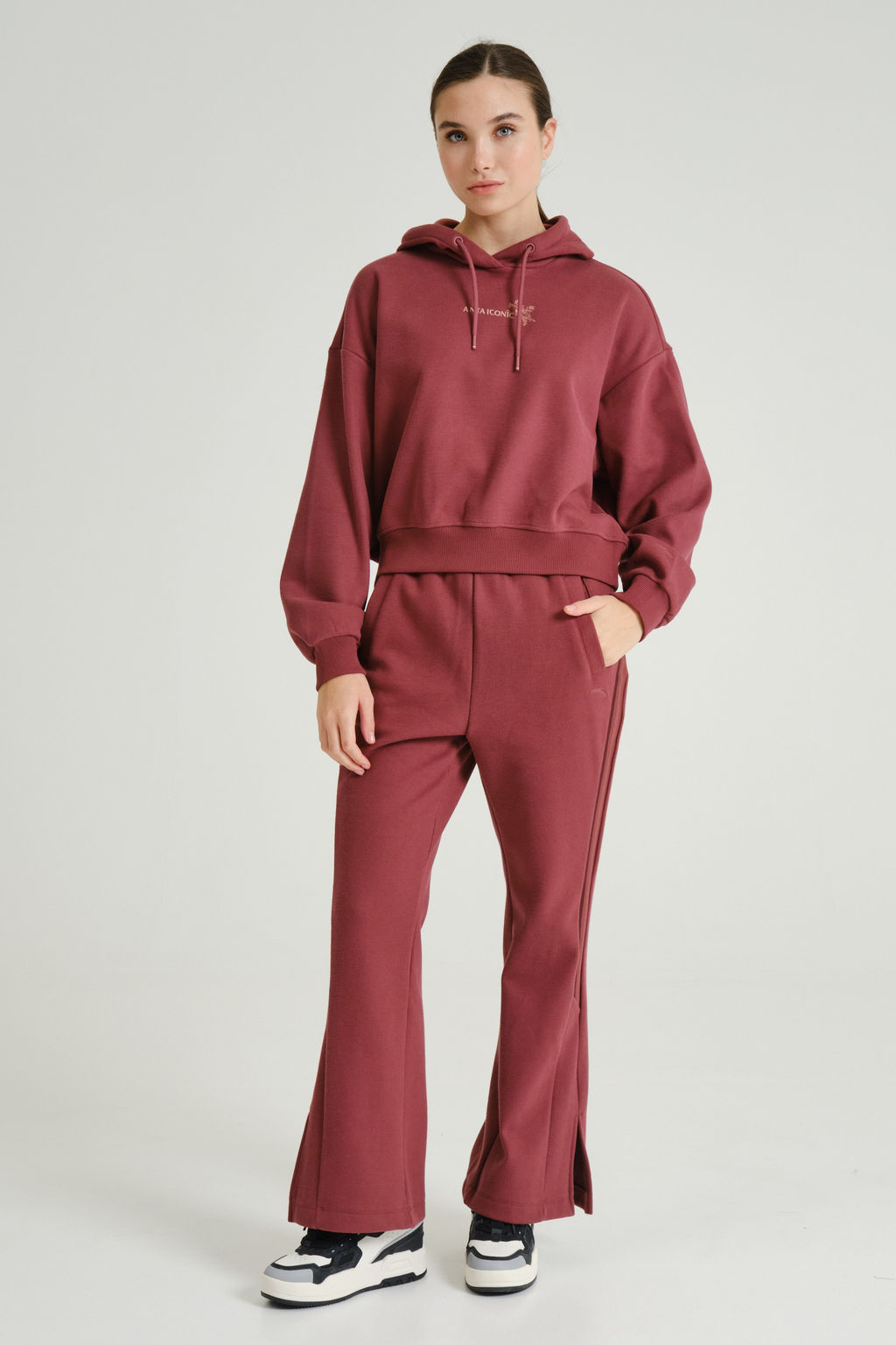 Брюки трикотажные утепленные Красный ICONIC Knit Track Pants