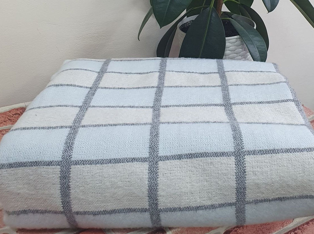 Одеяло байковое 80% 140*205 клетка цв. бел-сер-гол (ВВТ)