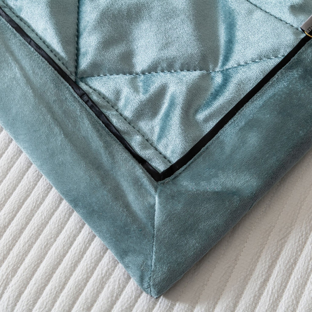 Велюровое покрывало в клетку и две наволочки OVL040 240*260 50-70 2 шт