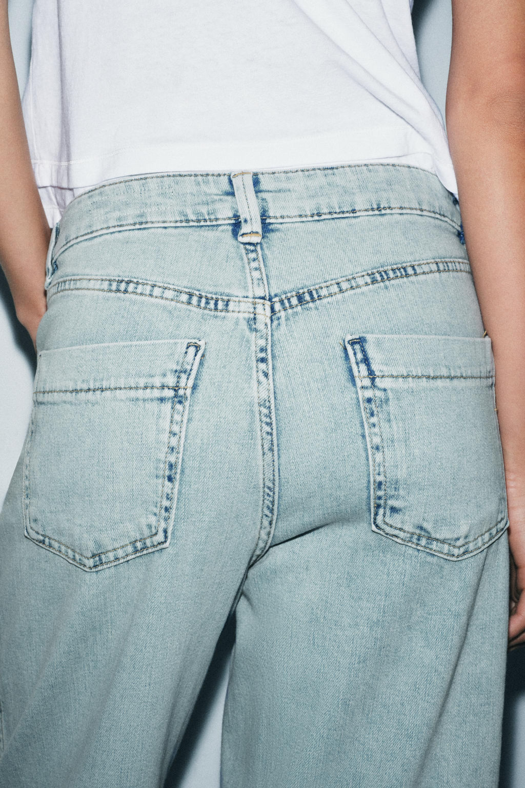 ZW COLLECTION MID-WAIST CAPRIS JEANS - Zara фото 4