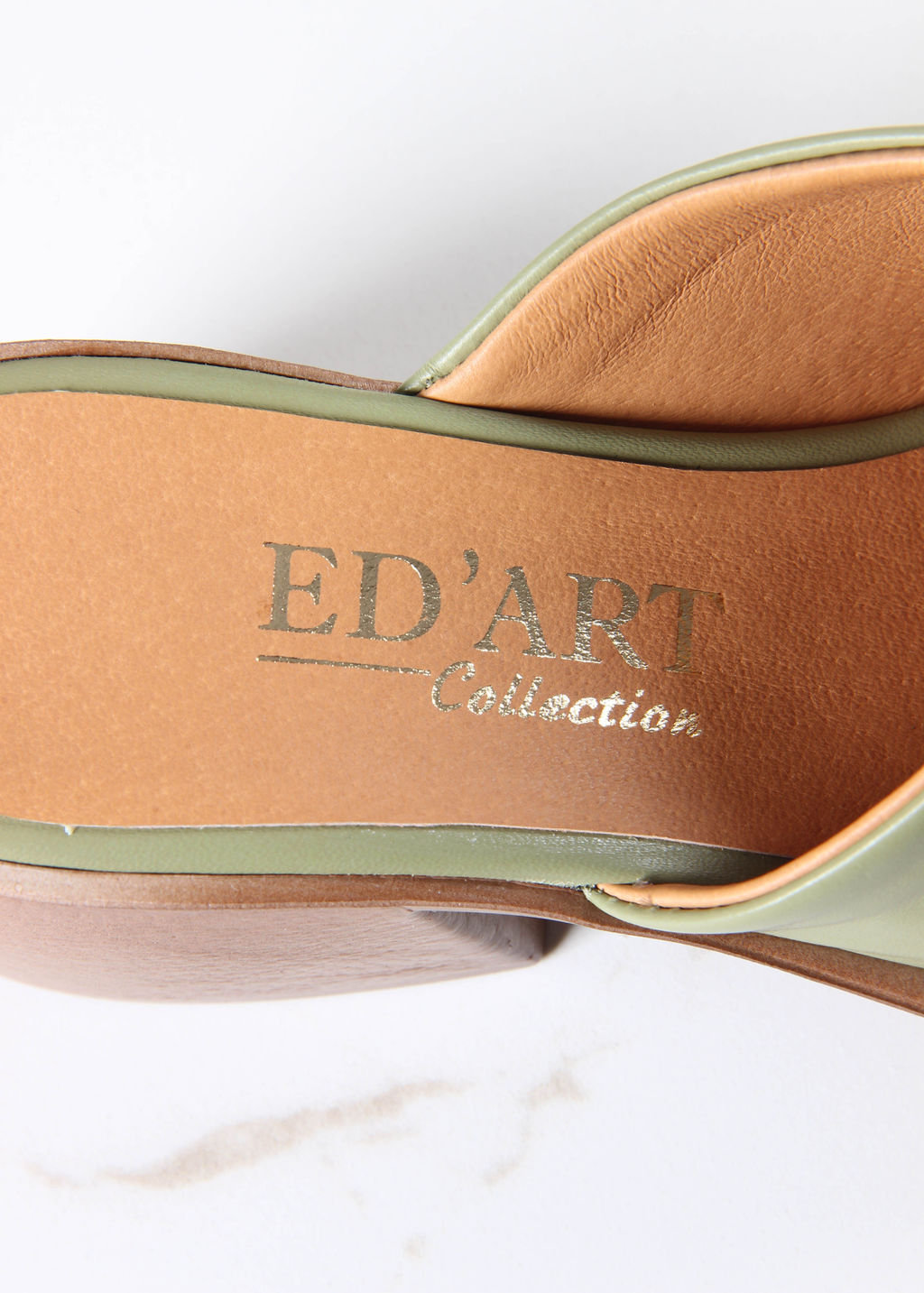 Сабо 4012.23663be. Оливо-орех