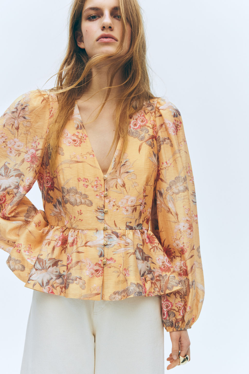 Blusa en mezcla de lino con peplum - H&m фото 6