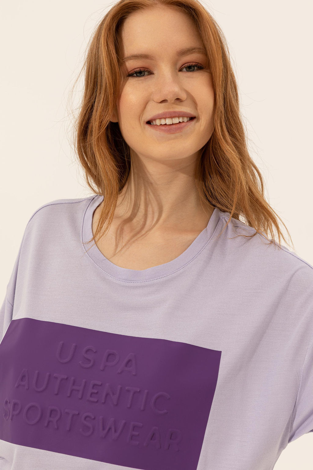 Женская сиреневая футболка оверсайз с круглым вырезом Неожиданная скидка в корзине - U.s. polo assn фото 2