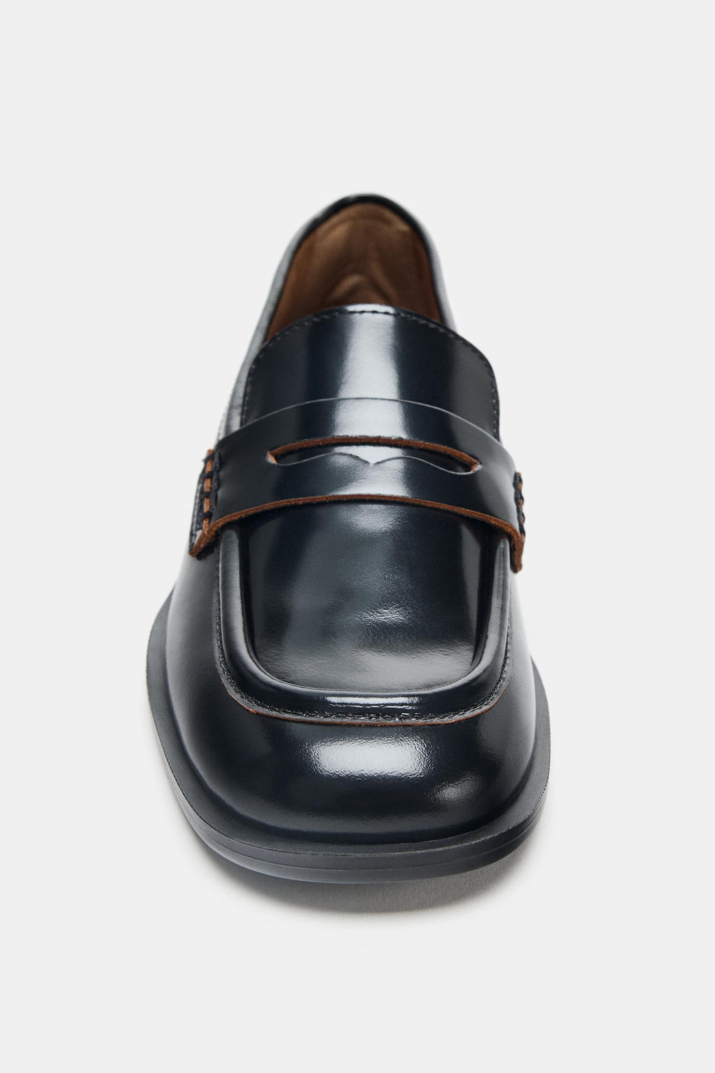 LEATHER LOAFERS WITH CONTRAST