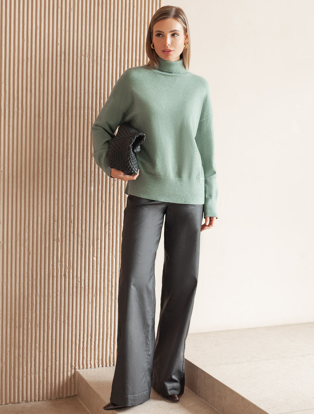 Свитер Vilatte D34.206 из пряжи с кашемиром светло-оливковый меланж  фото 5