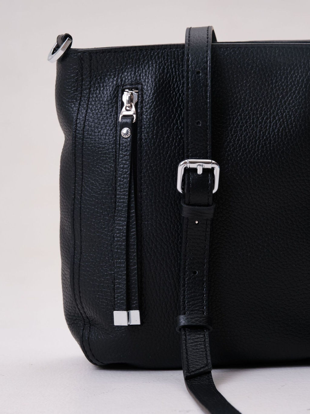 Сумка кожаная кросс-боди Deboro 3410 черный