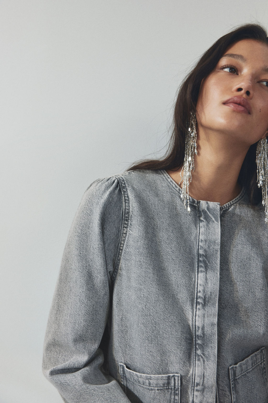 Chaqueta denim con mangas abullonadas - H&m фото 6