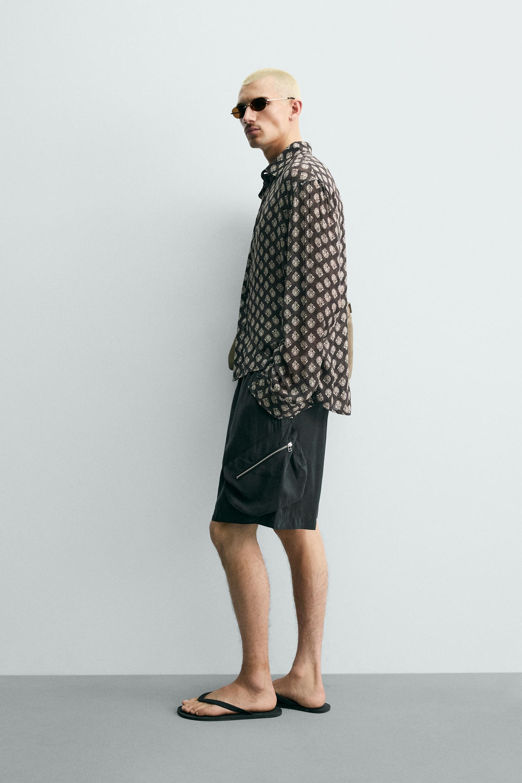 CAMISA FLUIDA ESTAMPADO GEOM?TRICO / Marr?n - Zara фото 4