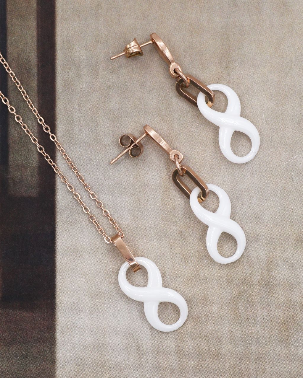 Комплект из керамики и стали